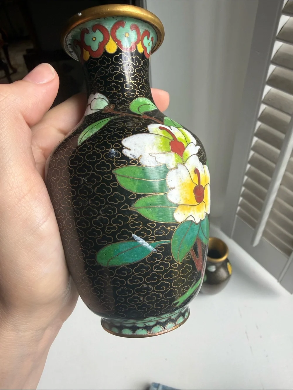 Vintage Black Cloisonné Vases with White and Green Floral Design pair-mirrored - Picture 8 of 8